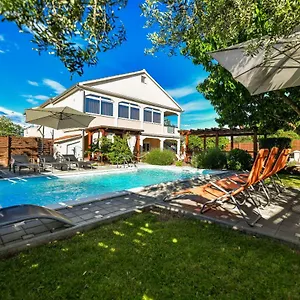 Kuca Za Odmor Lukic Villa